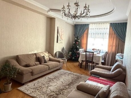 3 otaqlı yeni tikili - İnşaatçılar m. - 120 m²