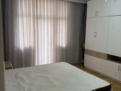 4 otaqlı yeni tikili - Şah İsmayıl Xətai m. - 155 m²