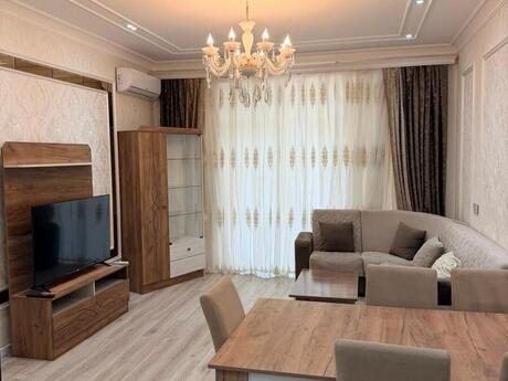 2 otaqlı yeni tikili - 8 Noyabr m. - 65 m²