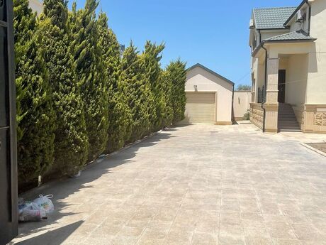 6 otaqlı həyət evi/bağ evi - Şüvəlan q. - 250 m²