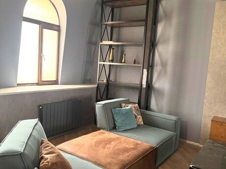 4 otaqlı yeni tikili - Səbail r. - 210 m²