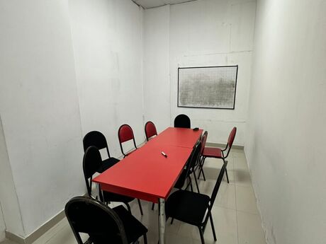 Obyekt - İnşaatçılar m. - 157.3 m²