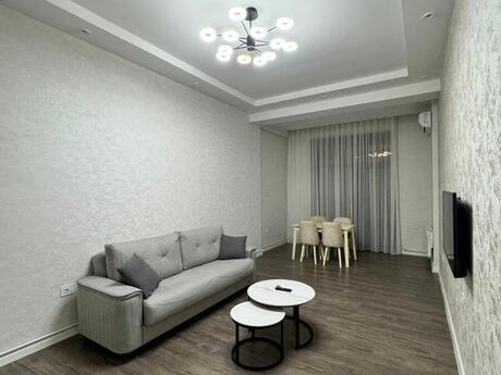 2 otaqlı köhnə tikili - 28 May m. - 80 m²