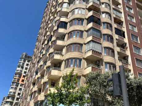 4 otaqlı yeni tikili - Nəsimi r. - 170 m²