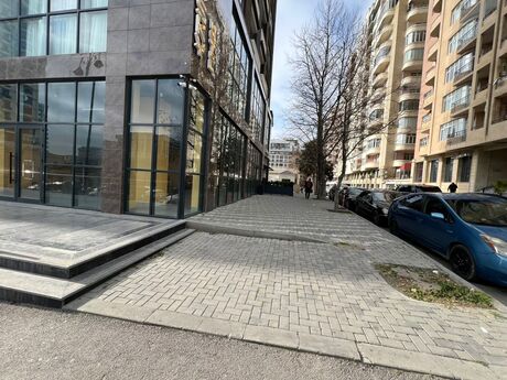 Obyekt - Nəsimi r. - 260 m²
