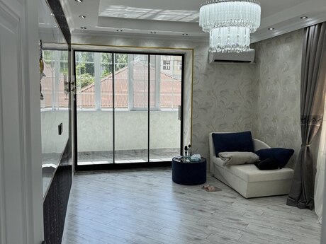 3 otaqlı köhnə tikili - Gənclik m. - 65 m²