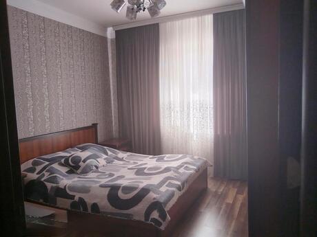 3 otaqlı köhnə tikili - Massiv G q. - 65 m²