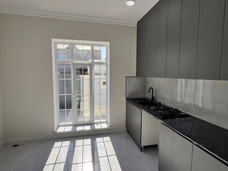 4 otaqlı həyət evi/bağ evi - Binə q. - 90 m²