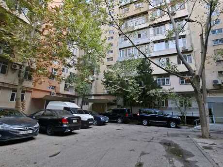 3 otaqlı köhnə tikili - Gənclik m. - 80 m²