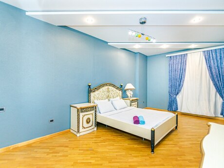 3 otaqlı yeni tikili - 28 May m. - 190 m²