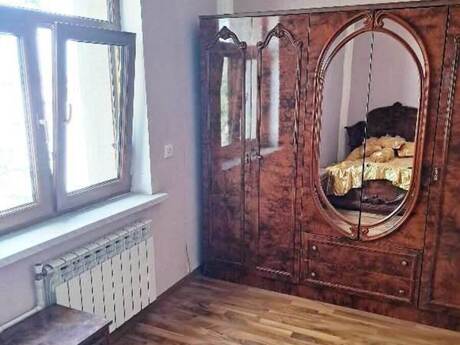 2 otaqlı köhnə tikili - Bakıxanov q. - 55 m²