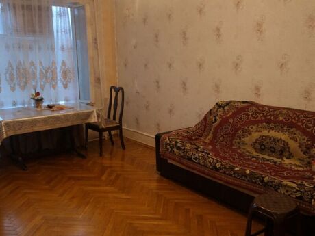 3 otaqlı köhnə tikili - Həzi Aslanov m. - 85 m²