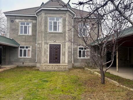 5 otaqlı həyət evi/bağ evi - Qusar - 180 m²