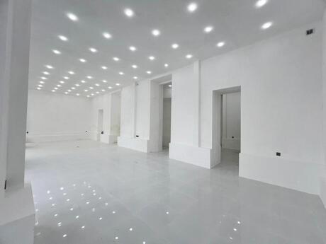 Obyekt - Şah İsmayıl Xətai m. - 220 m²