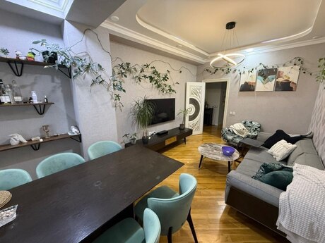 3 otaqlı yeni tikili - Memar Əcəmi m. - 104.5 m²