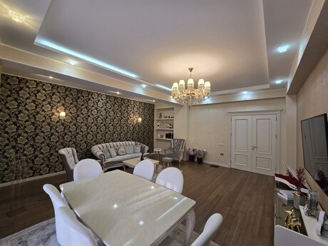 3 otaqlı yeni tikili - Şah İsmayıl Xətai m. - 150 m²