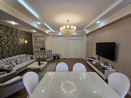 3 otaqlı yeni tikili - Şah İsmayıl Xətai m. - 150 m²