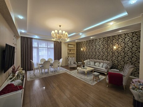 3 otaqlı yeni tikili - Şah İsmayıl Xətai m. - 150 m²