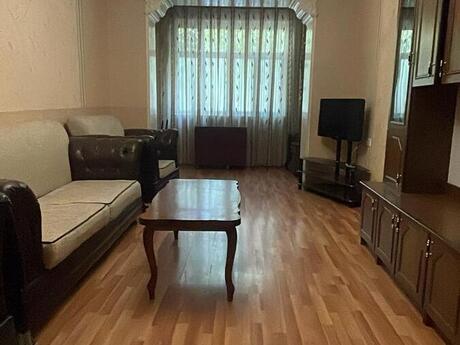 3 otaqlı köhnə tikili - Yasamal r. - 80 m²