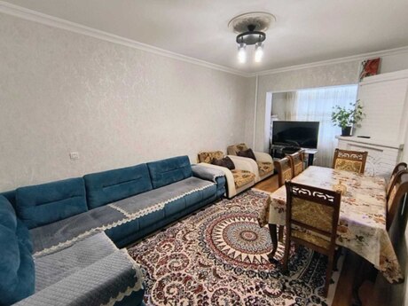 4 otaqlı köhnə tikili - Bakıxanov q. - 110 m²