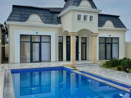 5 otaqlı həyət evi/bağ evi - Şüvəlan q. - 240 m²