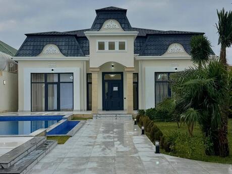 5 otaqlı həyət evi/bağ evi - Şüvəlan q. - 240 m²