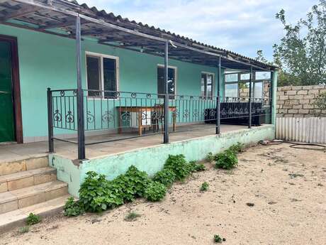 3 otaqlı həyət evi/bağ evi - Pirşağı q. - 90 m²