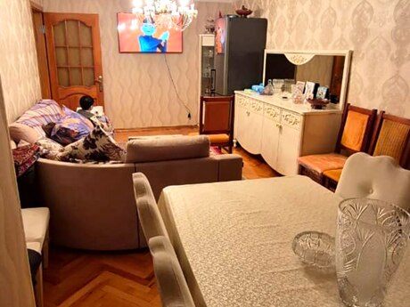 3 otaqlı köhnə tikili - Qara Qarayev m. - 75 m²