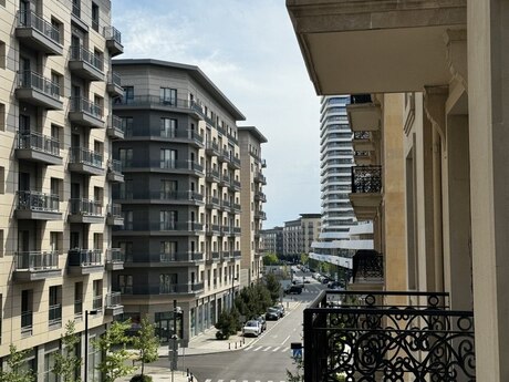 Elan №6129948 - Bakı, Ağ şəhər q., 5 otaqlı, 209 m², 3/7 mərtəbə
