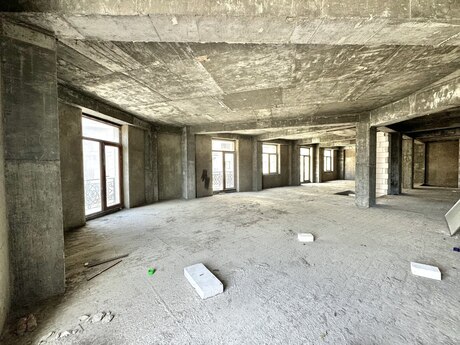 5 otaqlı yeni tikili - Ağ şəhər q. - 209 m²