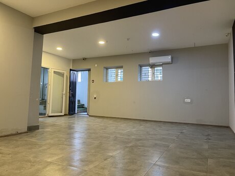 Qaraj - 28 May m. - 60 m²