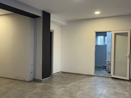Qaraj - 28 May m. - 60 m²
