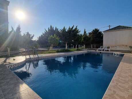 7 otaqlı həyət evi/bağ evi - Görədil q. - 300 m²