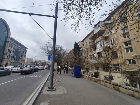 1 otaqlı köhnə tikili - Elmlər Akademiyası m. - 31 m²