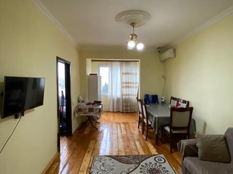 2 otaqlı köhnə tikili - 7-ci mikrorayon q. - 32 m²
