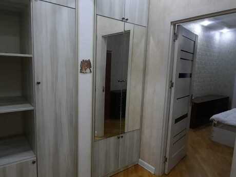 2 otaqlı köhnə tikili - Azadlıq Prospekti m. - 60 m²
