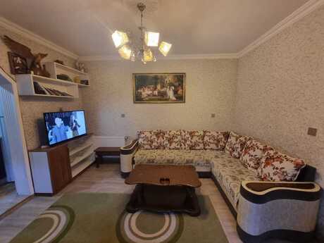 2 otaqlı həyət evi/bağ evi - Novxanı q. - 55 m²