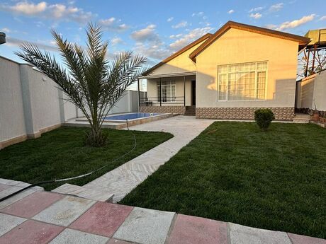 4 otaqlı həyət evi/bağ evi - Şüvəlan q. - 200 m²