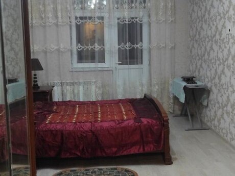 4 otaqlı yeni tikili - Elmlər Akademiyası m. - 183 m²