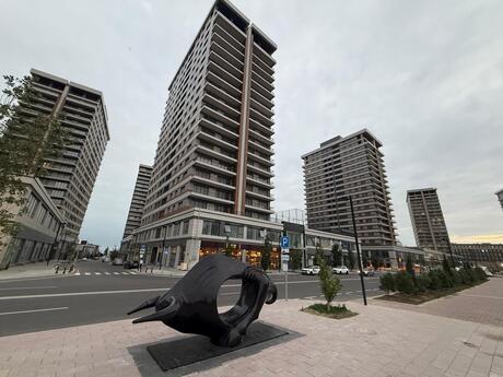 4 otaqlı yeni tikili - Ağ şəhər q. - 214 m²