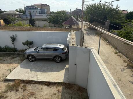 5 otaqlı həyət evi/bağ evi - Novxanı q. - 220 m²