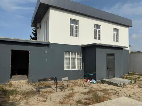 5 otaqlı həyət evi/bağ evi - Novxanı q. - 220 m²