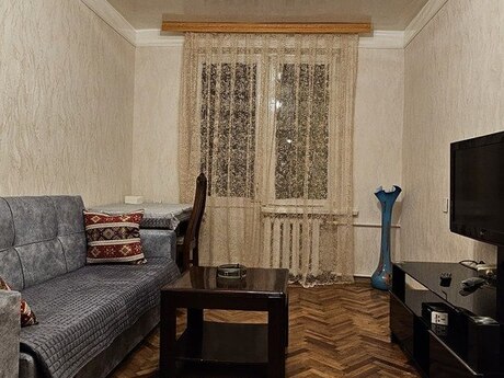 2 otaqlı yeni tikili - Elmlər Akademiyası m. - 43 m²