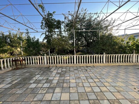 6 otaqlı həyət evi/bağ evi - Şabran - 140 m²