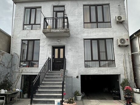 4 otaqlı həyət evi/bağ evi - Sabunçu q. - 300 m²