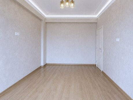 2 otaqlı yeni tikili - İnşaatçılar m. - 80 m²