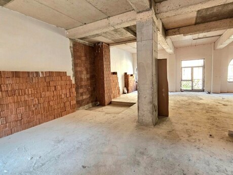 4 otaqlı yeni tikili - Xətai r. - 129 m²