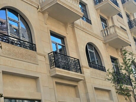 4 otaqlı yeni tikili - Xətai r. - 129 m²