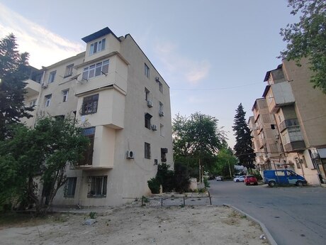 2 otaqlı köhnə tikili - Həzi Aslanov m. - 58 m²