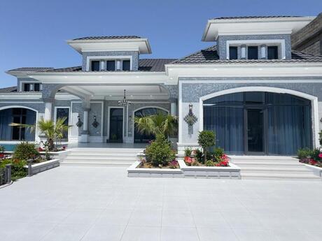5 otaqlı həyət evi/bağ evi - Mərdəkan q. - 300 m²
